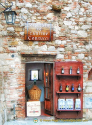 Winetasting at Cantina Contucci