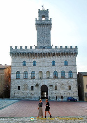 Palazzo Comunale - Montepuciano Town Hall