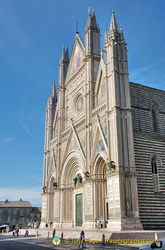 Facade of Orvieto Duomo