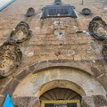 Features on the Torre del Moro wall