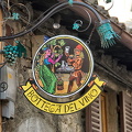 An attractive sign for the Bottega del Vino