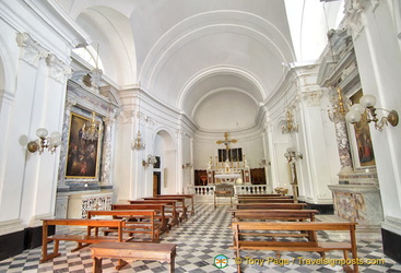 The nave of Chiesa di San Giorgio