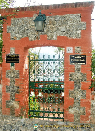 The beautiful gateway to Il Pitosforo Terrazza a restaurant and piano bar