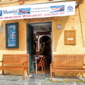 You can rent a boat at Giorgio Mussini