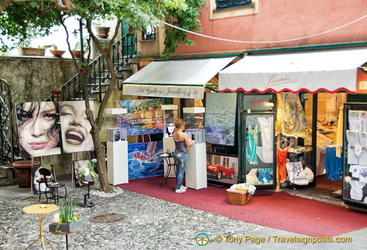 More shops in Portofino