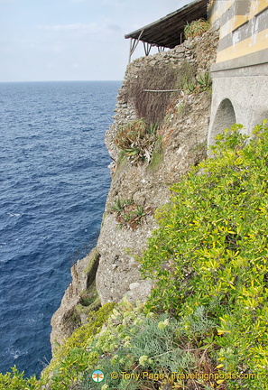 The sheer drop from the top of the hill