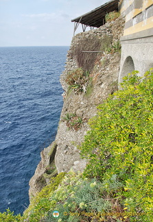The sheer drop from the top of the hill