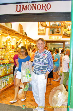 Tony leaving Limonoro with our bag of goodies