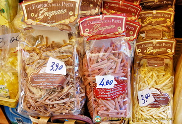 Pasta di Gragnano, said to be the best from the region