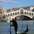 Venice's famous Rialto Bridge