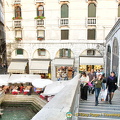 The building on the right of the corner restaurant at the end of the Rialto Bridge was once a famous brothel