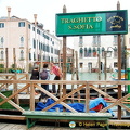 Traghetto S.Sofia at the rear of the San Polo market