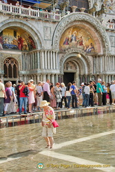 The scene in front of Basilica San Marco