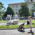 Park next to Piazza Bra