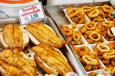 Fish burger and calamaris
