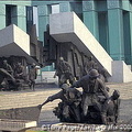 1944 Warsaw Uprising Monument (28154 odwiedzin) A monument to commemorate the 1944 Warsaw Uprising 1944 Warsaw Uprising Monument