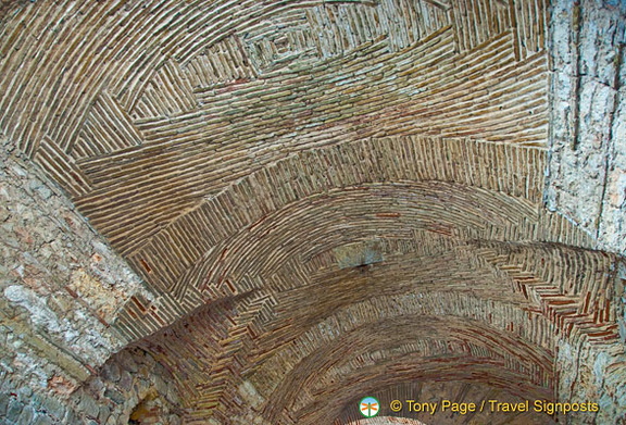 Faro - Algarve (850 külastust) Roman roof Faro - Algarve