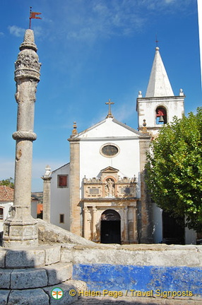 Obidos - Portugal (1634 посета) Pillory and St. Mary's Church Obidos - Portugal