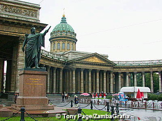 Designed by Andrey Voronikhin who was inspired by St. Peters in Rome - St Petersburg