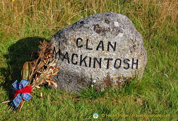 Clan Mackintosh grave marker