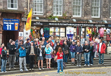 A sightseeing group getting the Scottish experience.