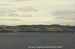 The Tay is the longest river in Scotland, stretching a distance of 193 km [Scotland]