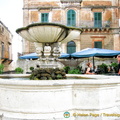 Lunch stop at the cafe behind this beautiful fountain