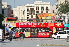 Barcelona sightseeing bus