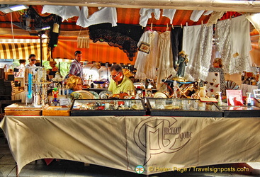 A stall in the Mercat Gotic