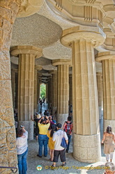86 Doric columns support the plaza above