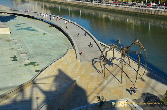 Guggenheim-Bilbao AJP2913 250201021752