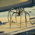 Guggenheim-Bilbao AJP2926 250201021800