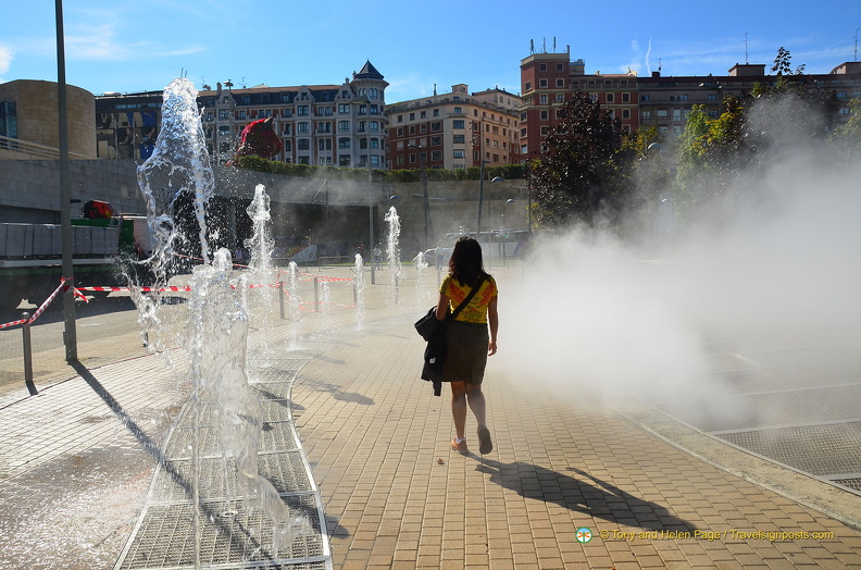 Guggenheim-Bilbao AJP2965 250201021820