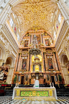 High Altar of Catedral de Cordoba