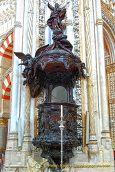 18th century pulpit