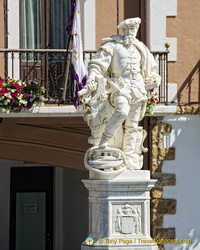 Statue of Elcano in Getaria