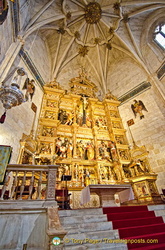 Capilla Real: View of the Main Altarpiece