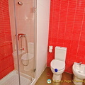 Bathroom of the Hotel Puerta de los Aljibes in Granada