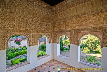 Palace of the Generalife: Court of the Main Canal - west observation point