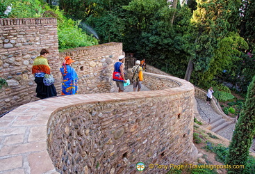 Generalife: On the way out