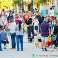 Crowds in the Plaza de Oriente