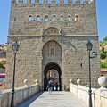 Defensive towers at each end of Puente de San Martin