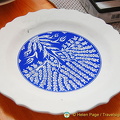 Hand-painted centre of plate