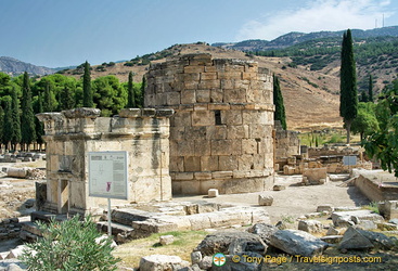 On this site is the tomb of Flavius Zeusi, a Hieropolis merchant.