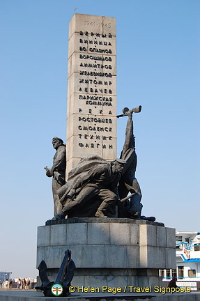 Kyiv (Kiev) port area (975 visits) Kyiv (Kiev) port area