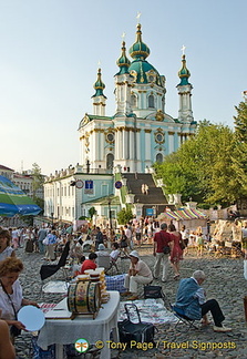 St Andrew's Church and Flea Market, Andriyivsky uzviz (St Andrew's Descent), Kyiv (Kiev)