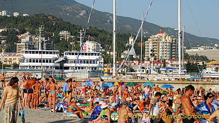 Sun and Sea: Yalta's Beaches