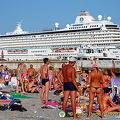 Sun and Sea: Yalta's Beaches (2845 besök) Sun and Sea: Yalta's Beaches