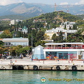Leaving Arriving Yalta (1065 besøg) Leaving Arriving Yalta