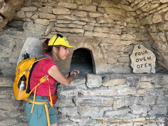 The oven in the Village des Bories